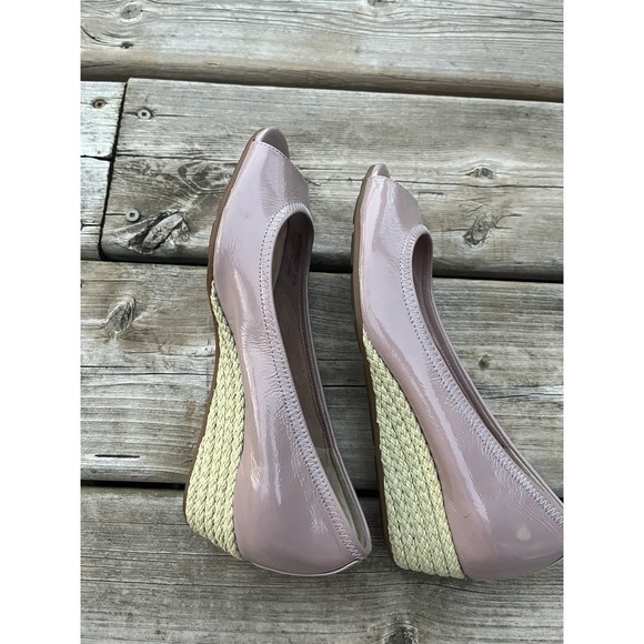 Women Cole Haan Air Tali US 5,5 Purple Patent Leather Peep Toe Wedge Heels - Picture 9 of 11